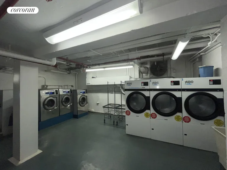 New York City Real Estate | View 306 West 100th Street, 65 | On-site Laundry | View 10