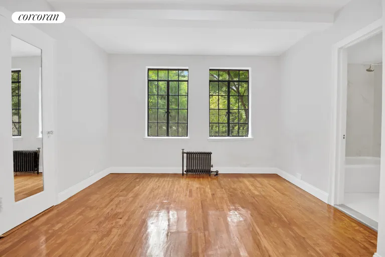 New York City Real Estate | View 333 East 43rd Street, 206 | Bedroom | View 2