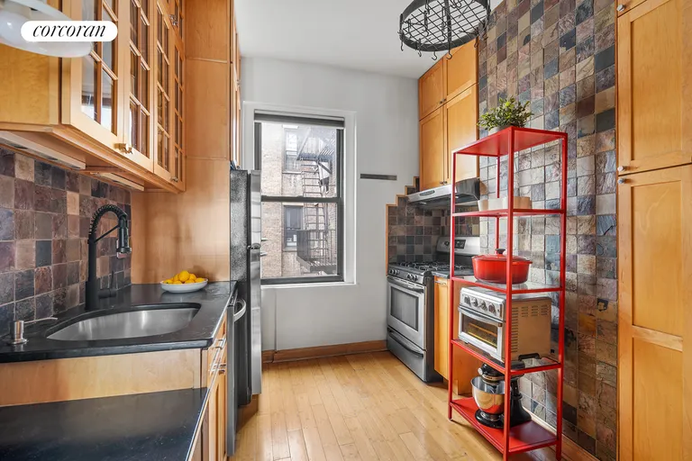 New York City Real Estate | View 622 West 114th Street, 53 | room 3 | View 4