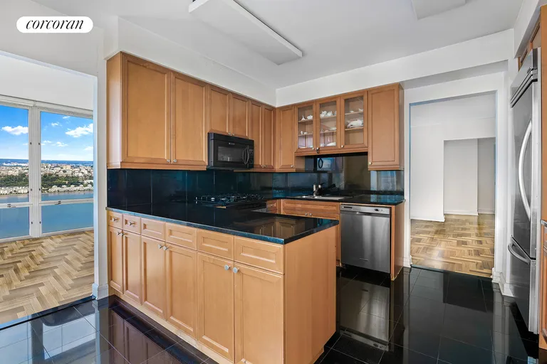 New York City Real Estate | View 220 Riverside Boulevard, 42D | room 12 | View 13