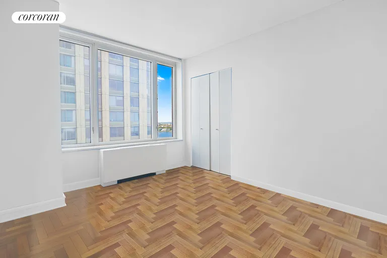 New York City Real Estate | View 220 Riverside Boulevard, 42D | room 15 | View 16