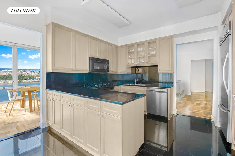 New York City Real Estate | View 220 Riverside Boulevard, 42D | room 4 | View 5
