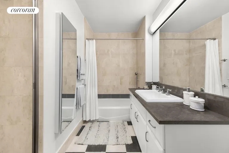 New York City Real Estate | View 20 River Terrace, 3M | Primary Bathroom | View 5