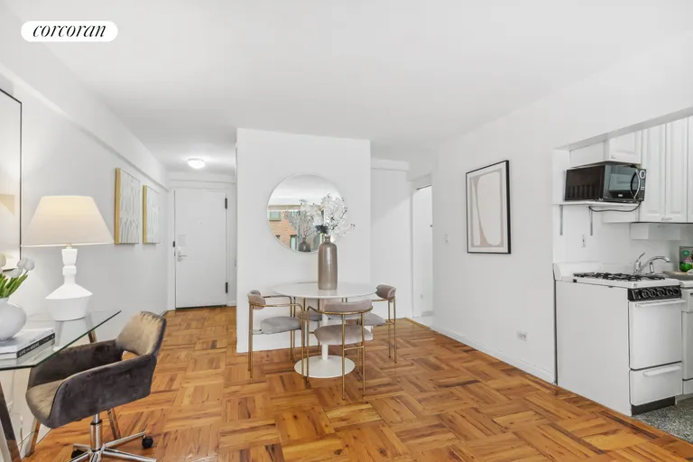 New York City Real Estate | View 425 East 63rd Street, W10K | Dining Area | View 4