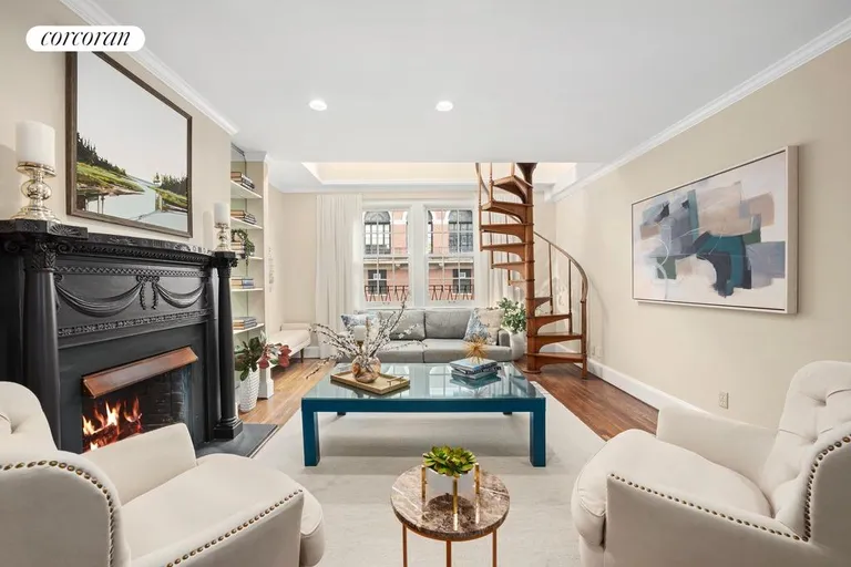 New York City Real Estate | View 222 East 71st Street, 6A | 3 Beds, 2 Baths | View 1