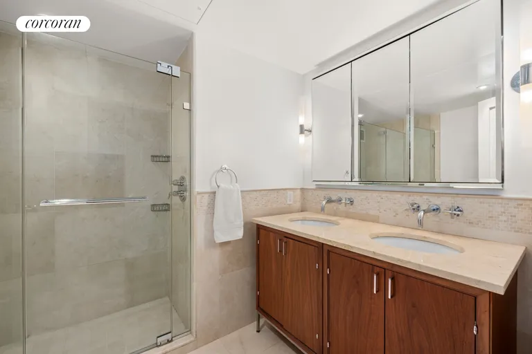 New York City Real Estate | View 200 East 66th Street, C604 | room 7 | View 8