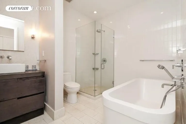 New York City Real Estate | View 360 Furman Street, 421 | Full Bathroom | View 10