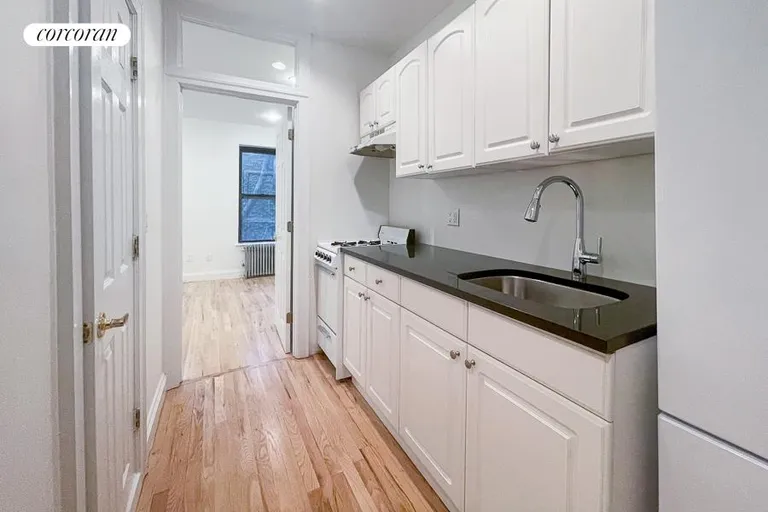 New York City Real Estate | View 423 East 81st Street, 4RE | Kitchen | View 3