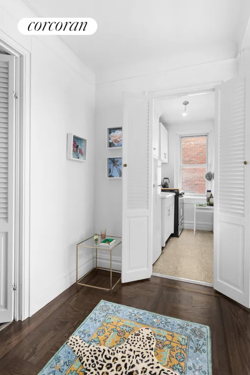 New York City Real Estate | View 110 East 87th Street, 8F | room 3 | View 4