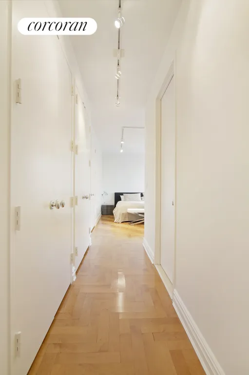 New York City Real Estate | View 401 East 60th Street, 17A | room 10 | View 11