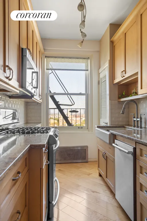 New York City Real Estate | View 27 Prospect Park West, 9B | Kitchen | View 5