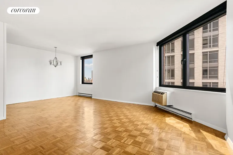 New York City Real Estate | View 1623 Third Avenue, 21D | Living Room | View 4