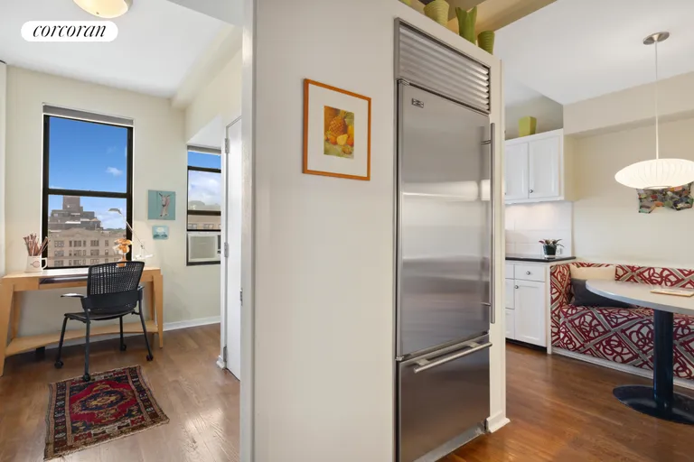 New York City Real Estate | View 221 West 82nd Street, 15F | room 4 | View 5