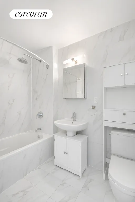 New York City Real Estate | View 42 West 120th Street, 4D | Full Bathroom | View 7