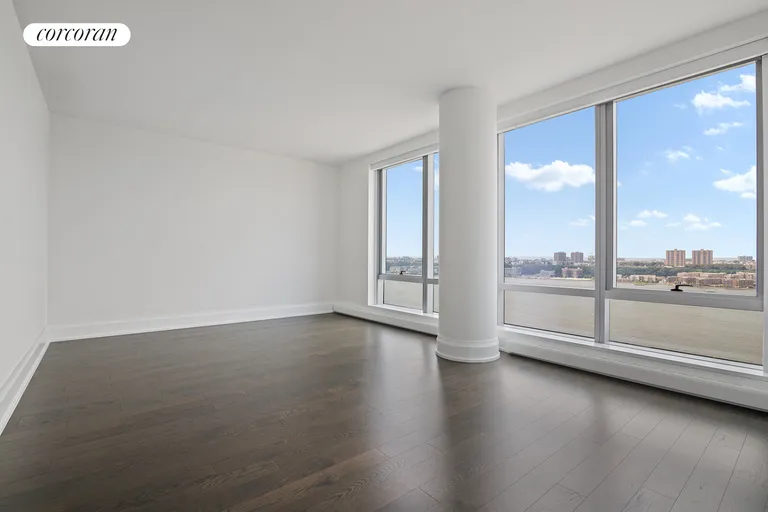 New York City Real Estate | View 50 Riverside Boulevard, 25A | room 5 | View 6