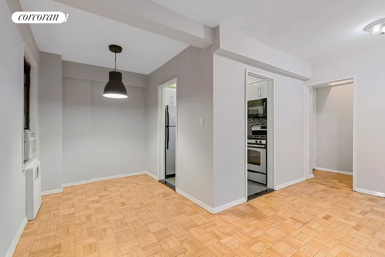 New York City Real Estate | View 150 East 56th Street, 8F | Dining Alcove | View 3