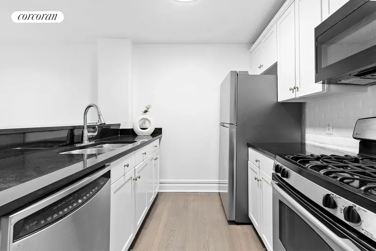 New York City Real Estate | View 150 South 1st Street, 1C | room 3 | View 4
