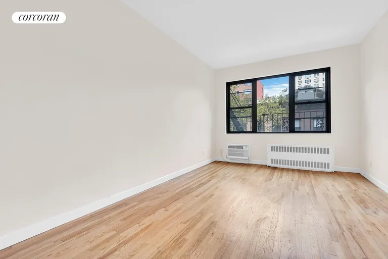 New York City Real Estate | View 444 East 87th Street, 4C | room 1 | View 2