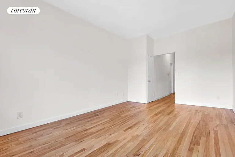 New York City Real Estate | View 444 East 87th Street, 4C | room 2 | View 3