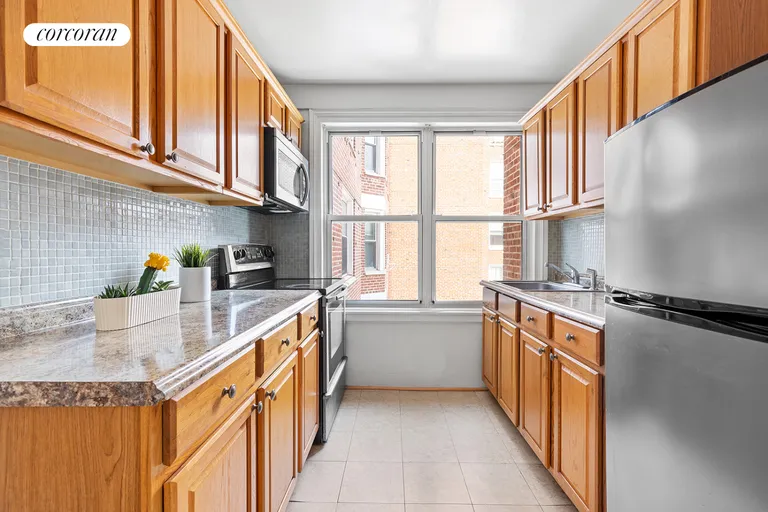 New York City Real Estate | View 170 72nd Street, 548 | room 3 | View 4