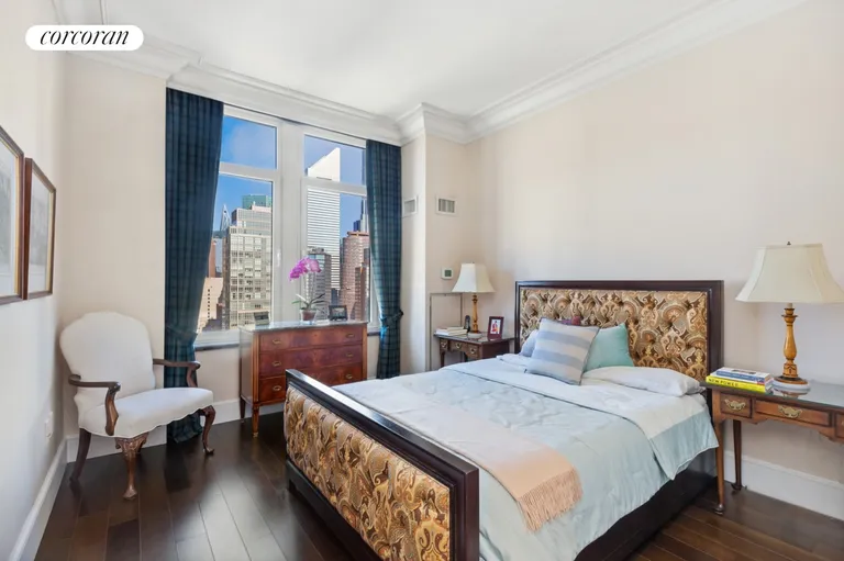 New York City Real Estate | View 400 East 51st Street, 25A | room 11 | View 12