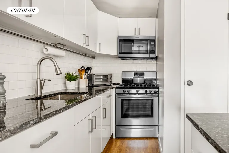 New York City Real Estate | View 340 11th Street, 4C | room 3 | View 4
