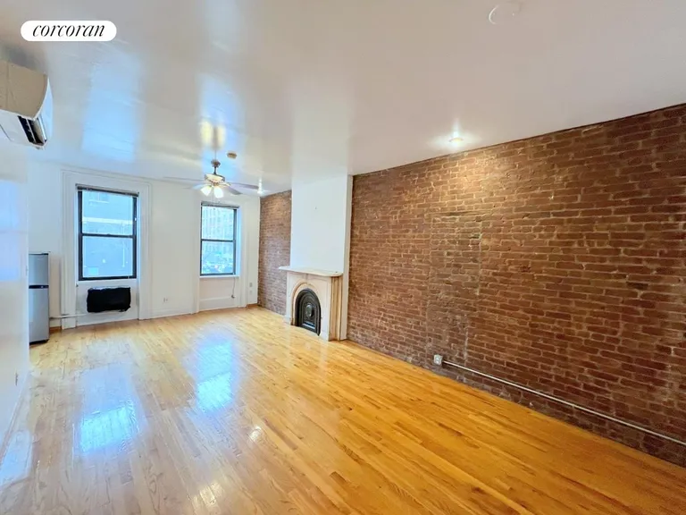 New York City Real Estate | View 650 Tenth Avenue, 2F | room 1 | View 2