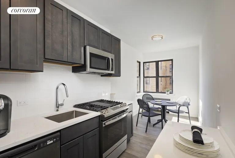 New York City Real Estate | View 3000 Valentine Avenue, 6H | room 3 | View 4