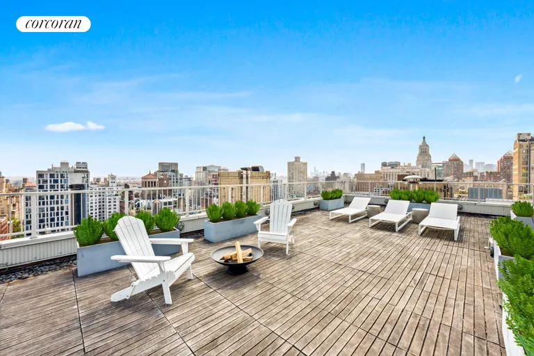 New York City Real Estate | View 4 Lexington Avenue, 15LMN | Roof Deck | View 6