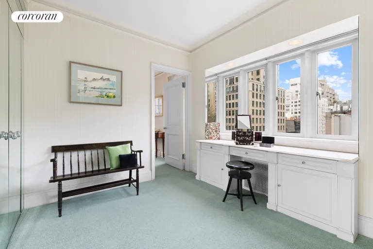 New York City Real Estate | View 136 East 79th Street, 6B | Dressing Area | View 10
