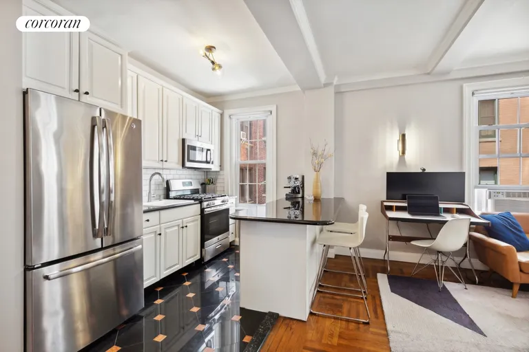 New York City Real Estate | View 105 East 38th Street, 8A | room 1 | View 2