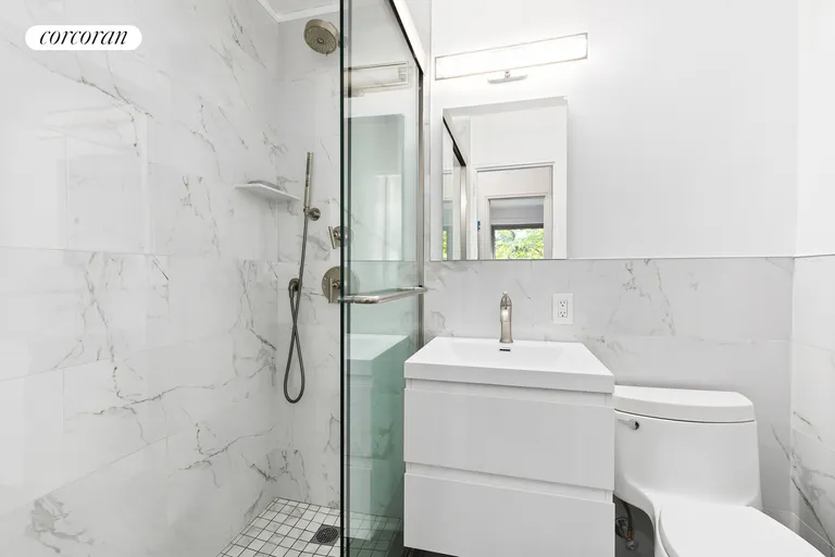 New York City Real Estate | View 170 West End Avenue, 3C | Full Bathroom | View 4