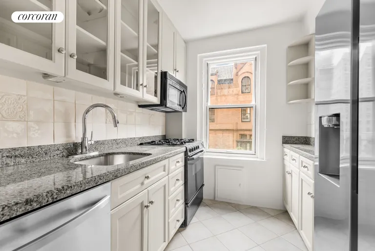 New York City Real Estate | View 336 West End Avenue, 4C | room 6 | View 7