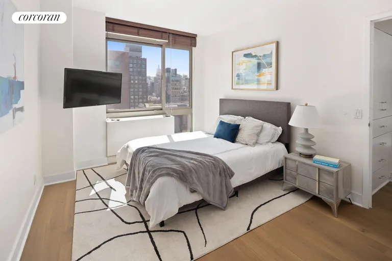 New York City Real Estate | View 242 East 25th Street, PHA | room 4 | View 5