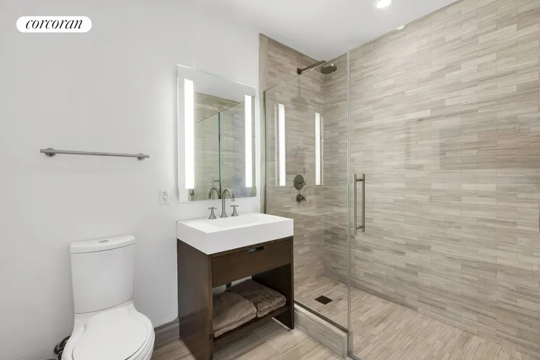 New York City Real Estate | View 250 West Street, 7H | Full Bathroom | View 7