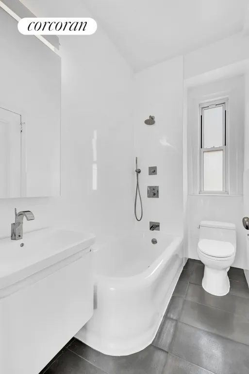New York City Real Estate | View 269 West 72nd Street, 16A | room 4 | View 5