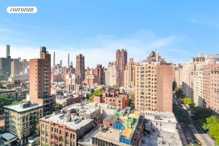 New York City Real Estate | View 300 East 79th Street, 14A | room 2 | View 3
