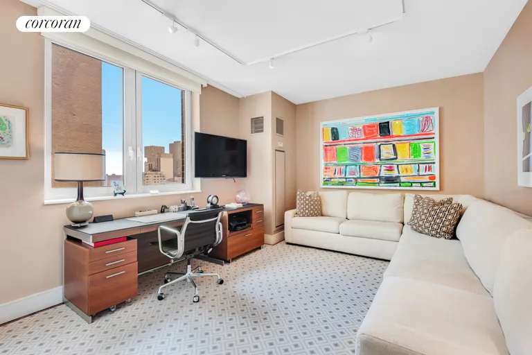 New York City Real Estate | View 300 East 79th Street, 14A | room 9 | View 10