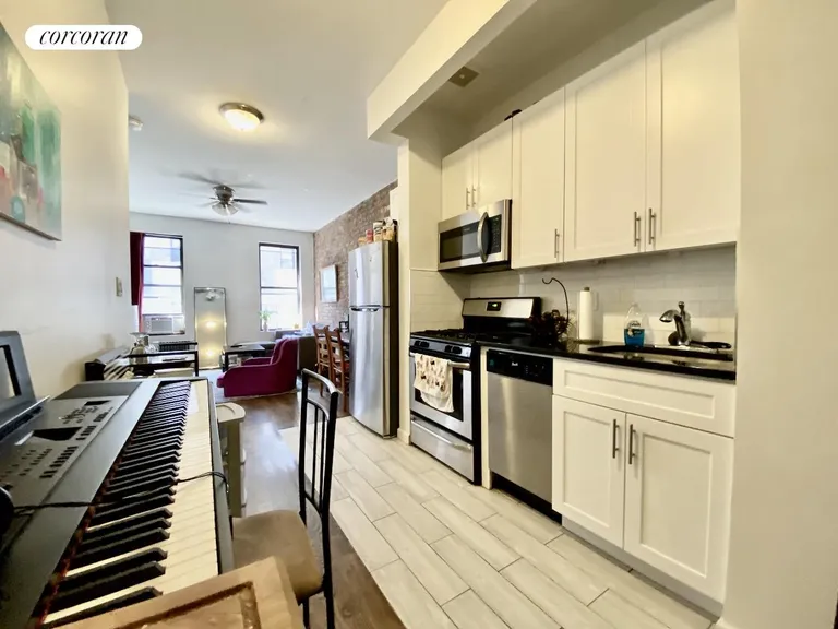 New York City Real Estate | View 311 West 94th Street, 5D | room 4 | View 5
