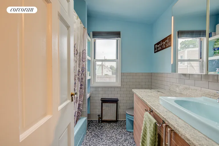 New York City Real Estate | View 109 Jeanette Avenue | Full Bathroom | View 16
