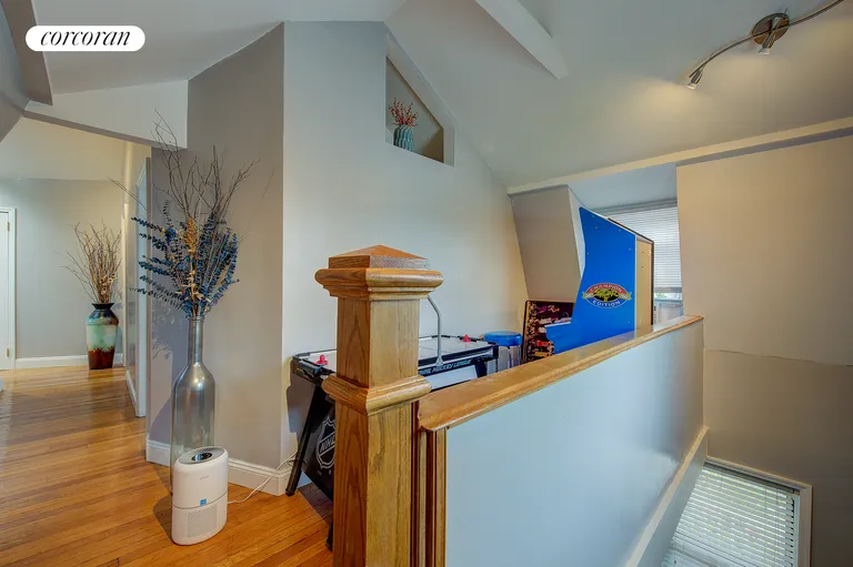 New York City Real Estate | View 109 Jeanette Avenue | Hallway Upper Level | View 17