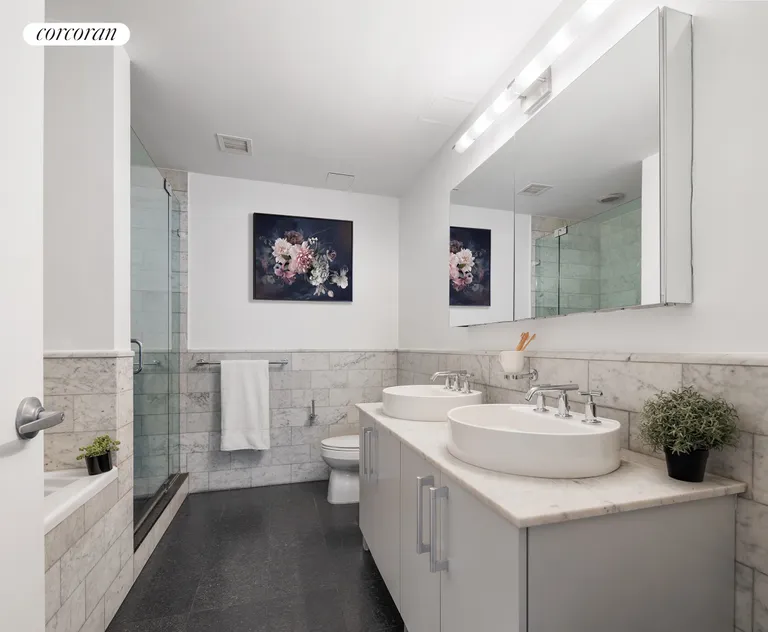 New York City Real Estate | View 199 State Street, 7C | Full Bathroom | View 7