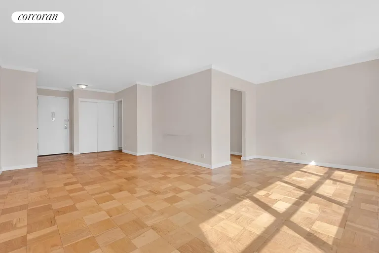 New York City Real Estate | View 185 West End Avenue, 23E | Living Room | View 2