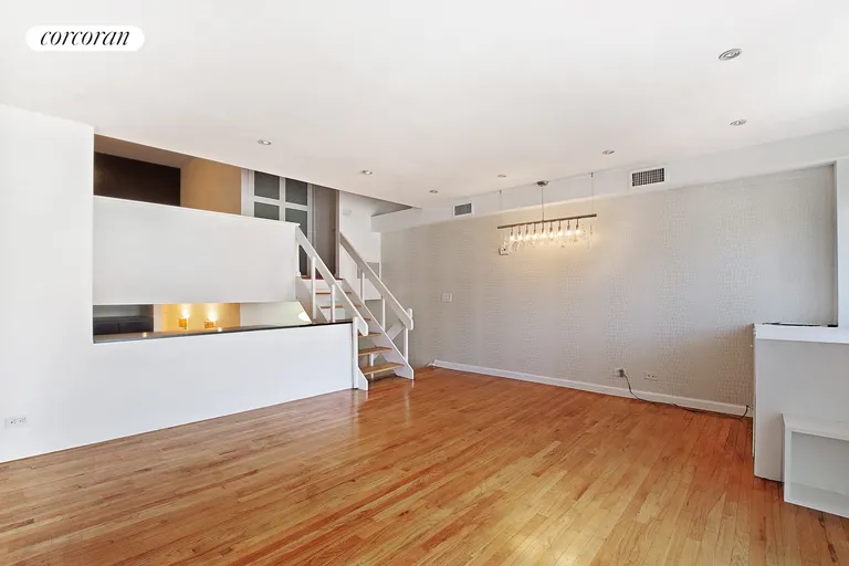 New York City Real Estate | View 225 East 86th Street, 904 | room 3 | View 4