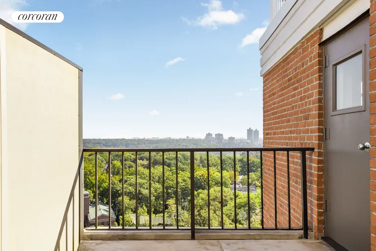 New York City Real Estate | View 4555 Henry Hudson West Parkway, 1409 | room 13 | View 14