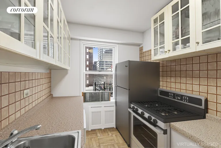 New York City Real Estate | View 136 East 56th Street, 9D | room 7 | View 8