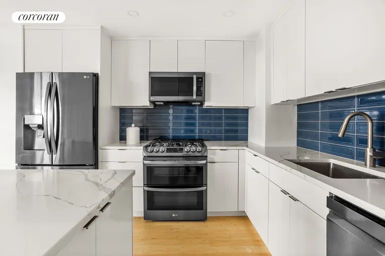 New York City Real Estate | View 10 West 15th Street, 920 | room 3 | View 4