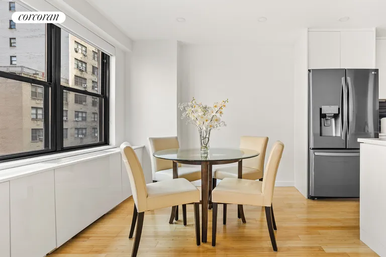 New York City Real Estate | View 10 West 15th Street, 920 | room 4 | View 5