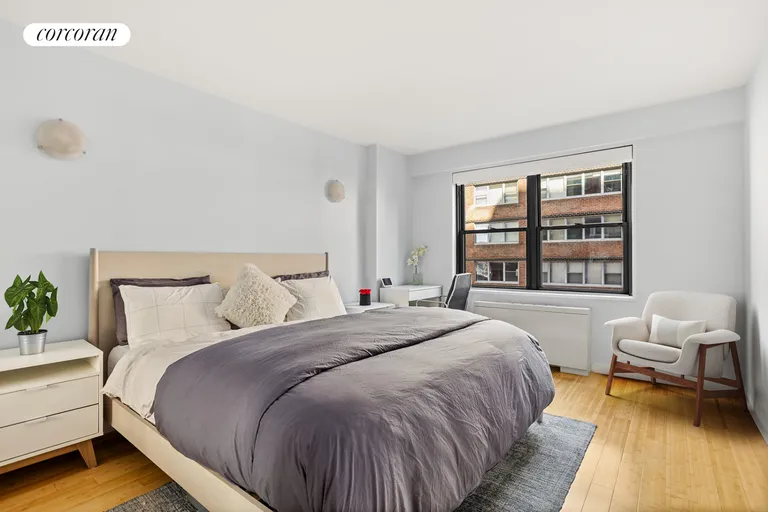 New York City Real Estate | View 10 West 15th Street, 920 | room 6 | View 7