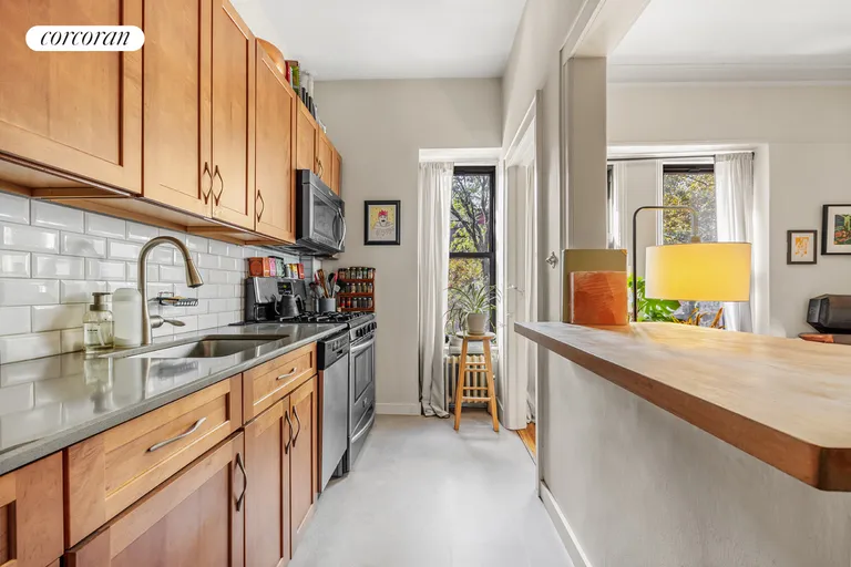 New York City Real Estate | View 307 Park Place | Apt 2 - Kitchen | View 12